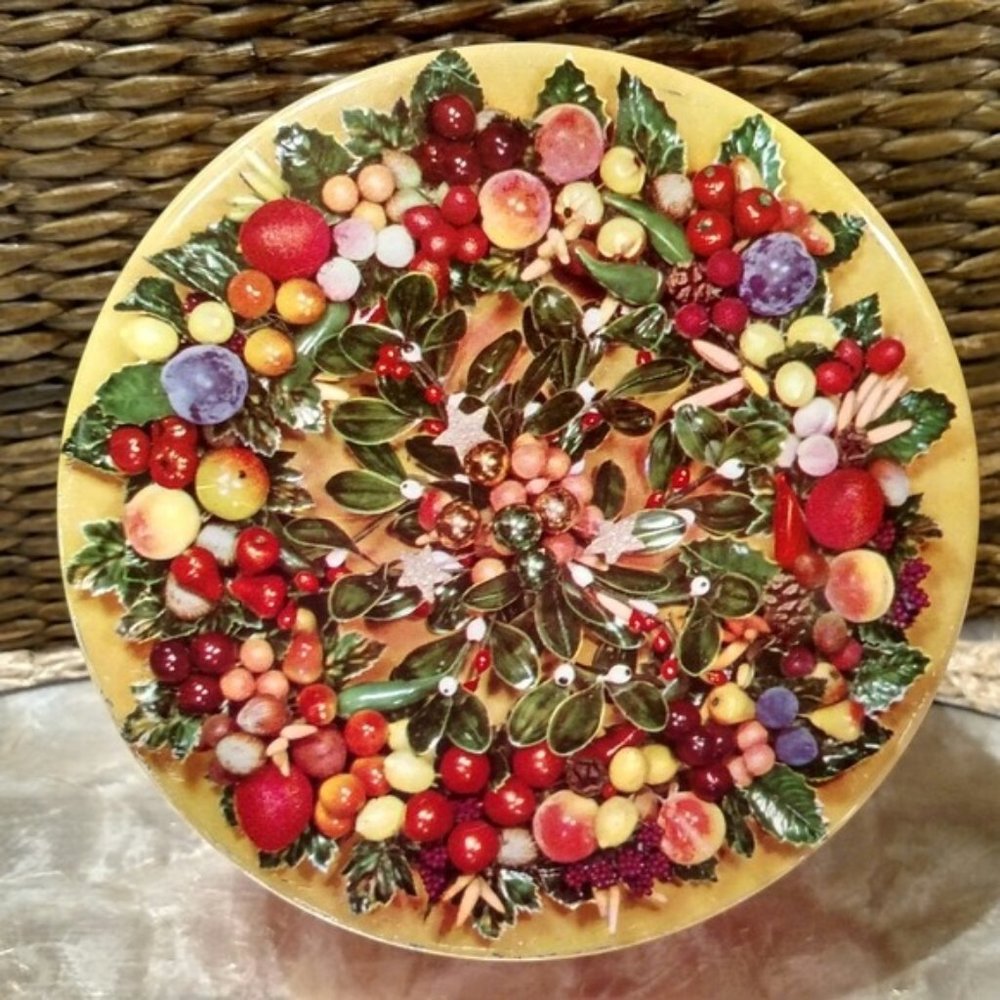 Louisiana Tasso Plantation Foods Holly and Berry Tin, GUC